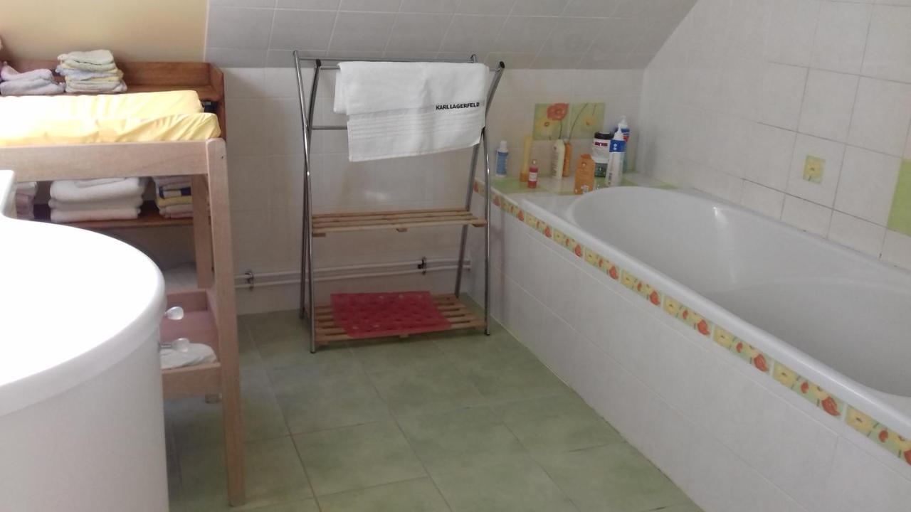 Chambre Chez L Habitant Malguenac Экстерьер фото